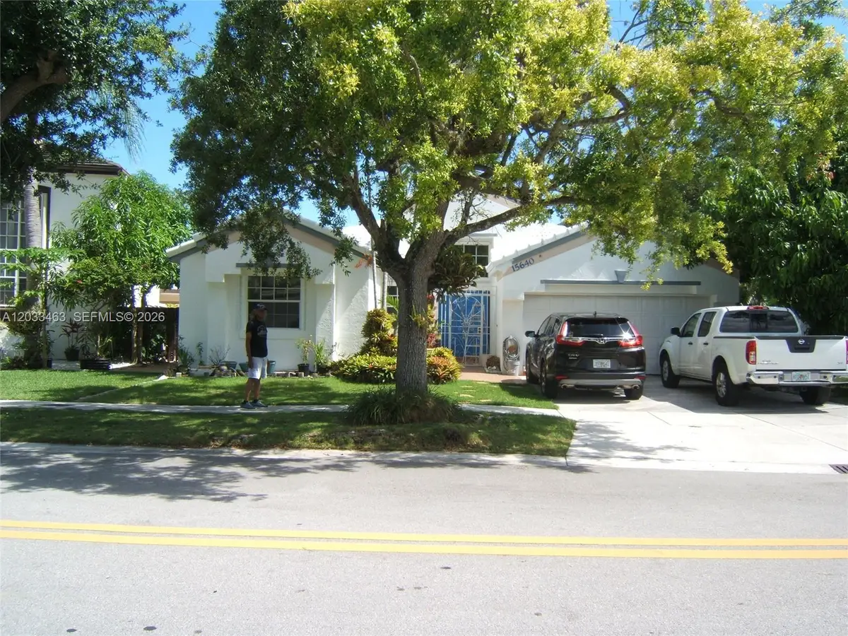 15640 SW 98th St, Miami, FL 33196 - #1