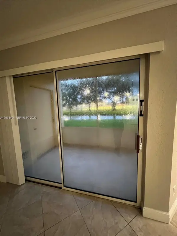 1097 Coral Club Dr #1097, Coral Springs, FL 33071