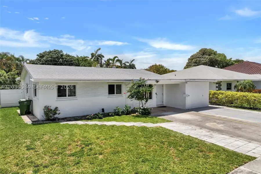 814 NE 4th St, Hallandale Beach, FL 33009 - #2