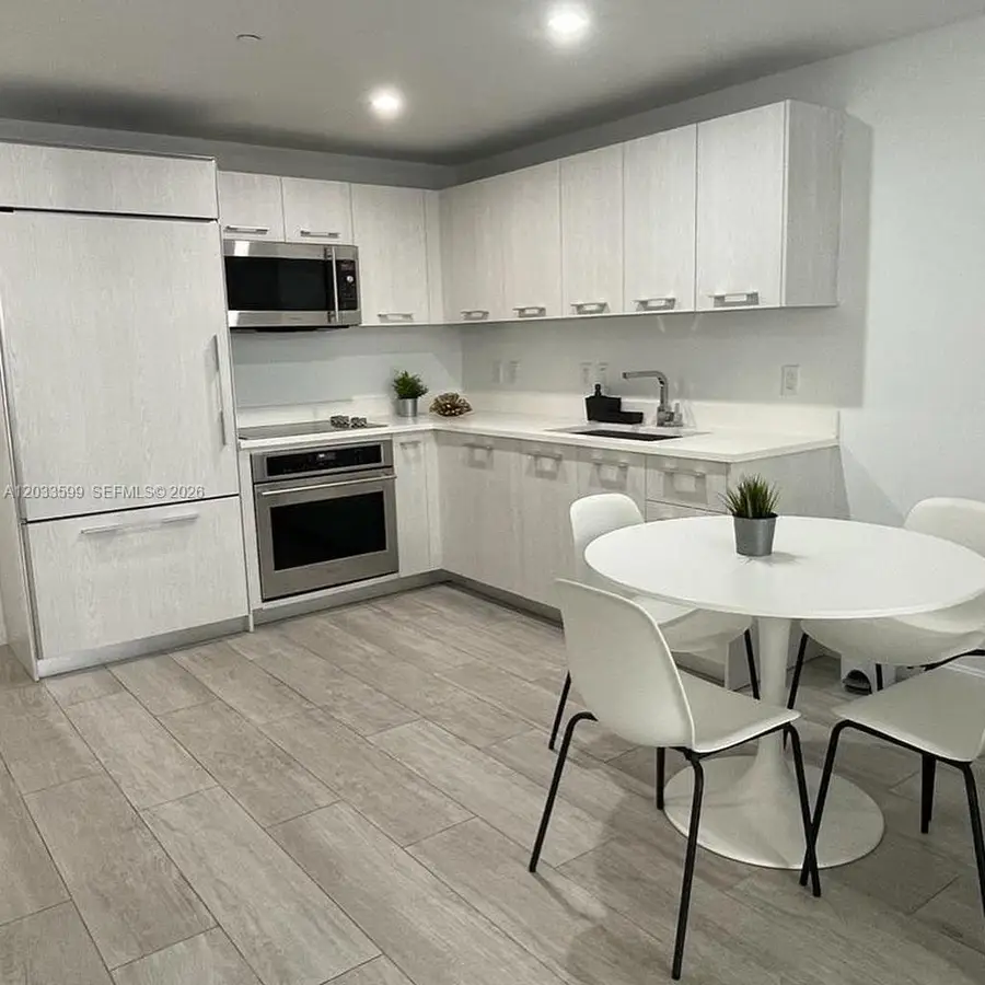 45 SW 9th St #1407, Miami, FL 33130 - #2
