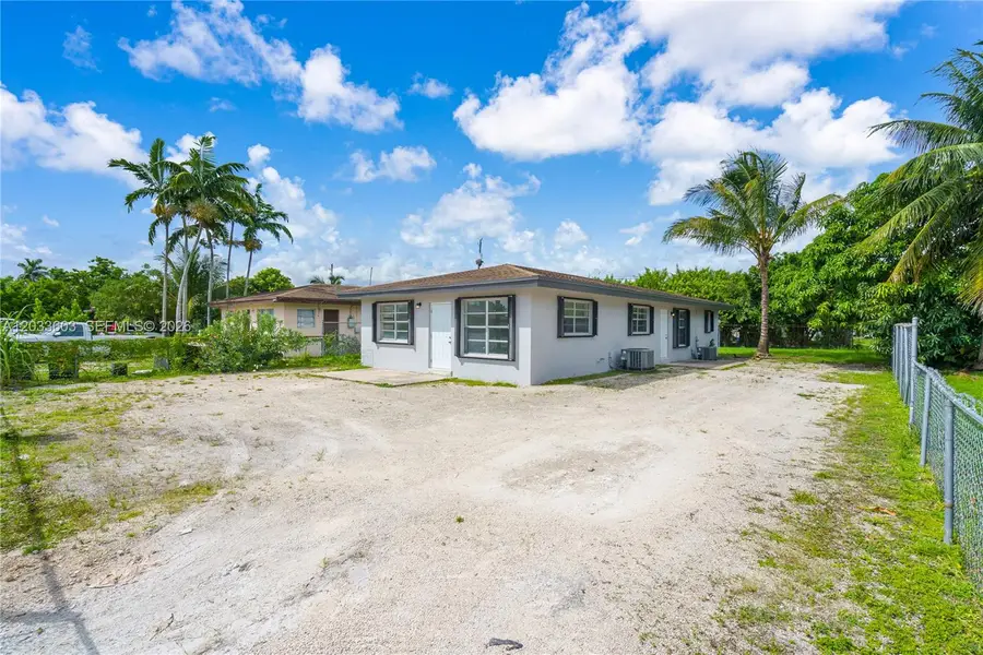 1011 NW 9th St, Homestead, FL 33030 - #3