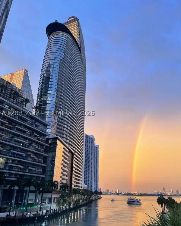 300 Biscayne Blvd Way #505C, Miami, FL 33131