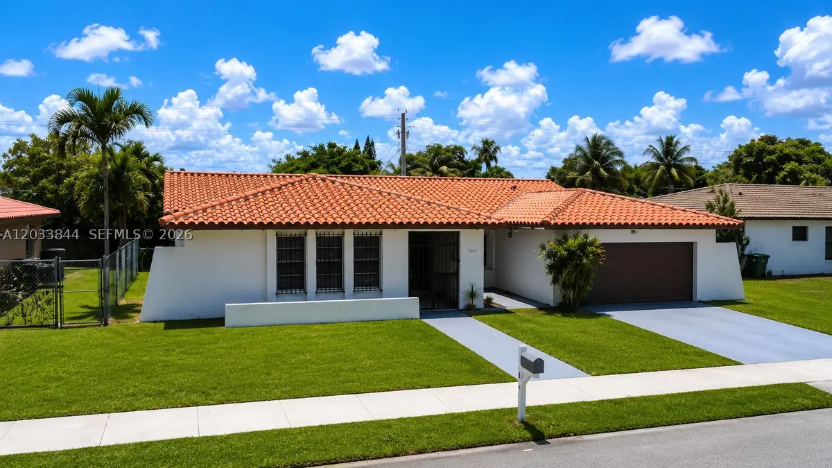 1330 SW 126th Pl, Miami, FL 33184 - #1