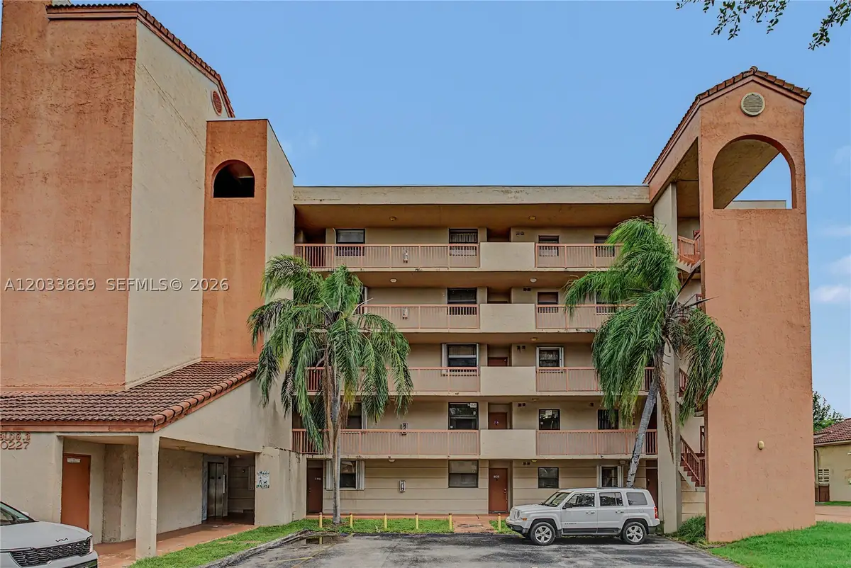 10227 NW 9th St Cir #206-3, Miami, FL 33172 - #1