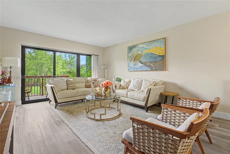10227 NW 9th St Cir #206-3, Miami, FL 33172 - #3