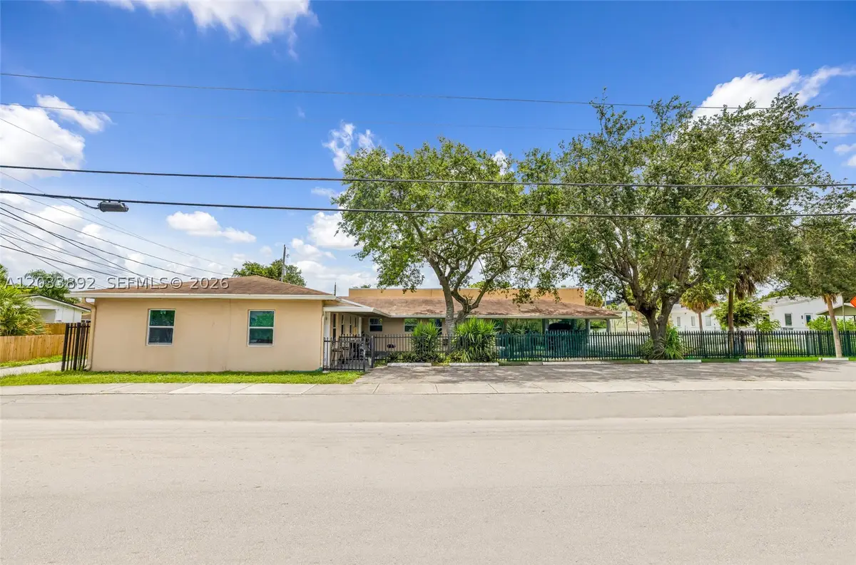 2247 Simms St, Hollywood, FL 33020 - #1