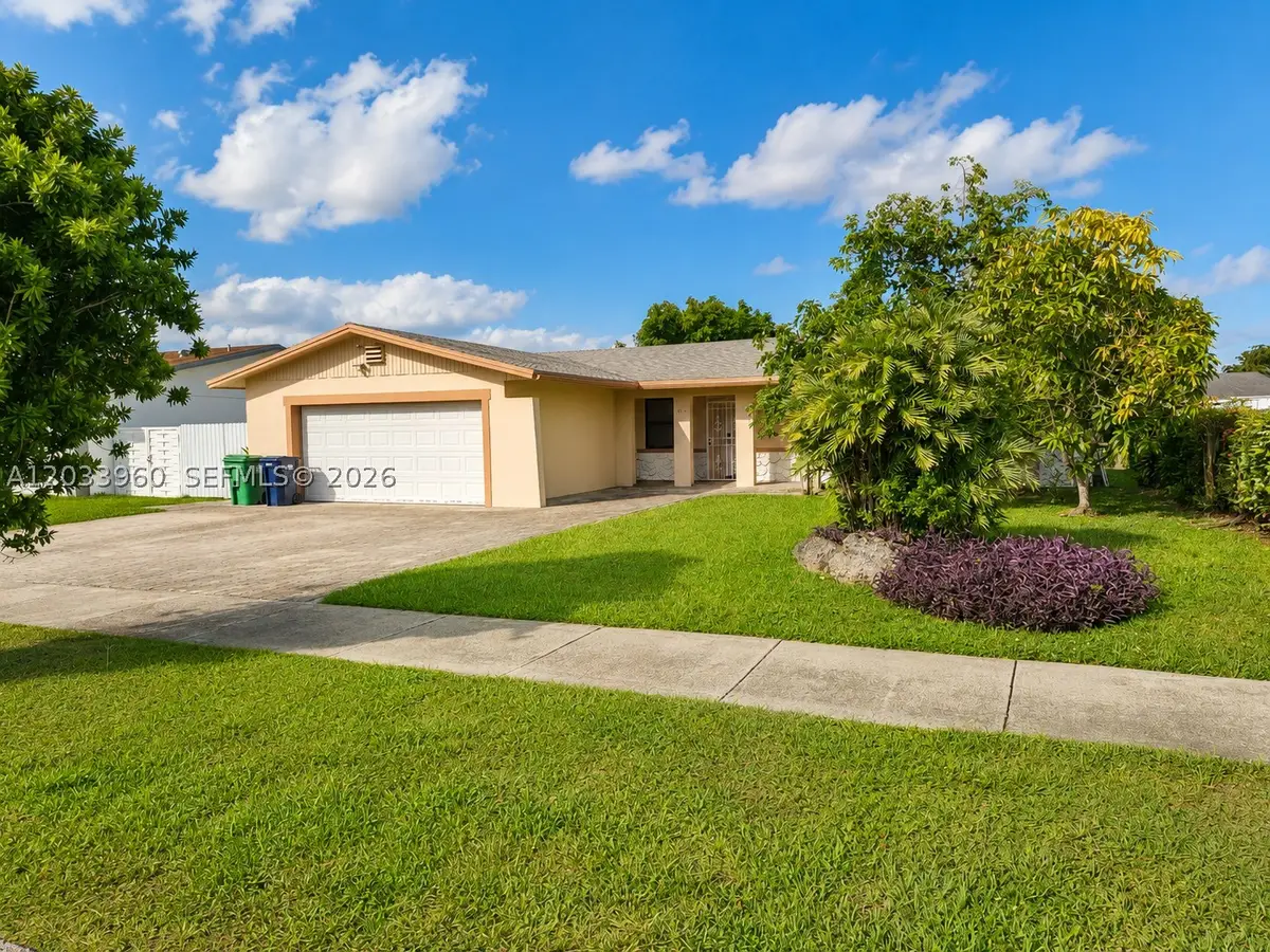 7241 SW 130th Ave, Miami, FL 33183 - #1