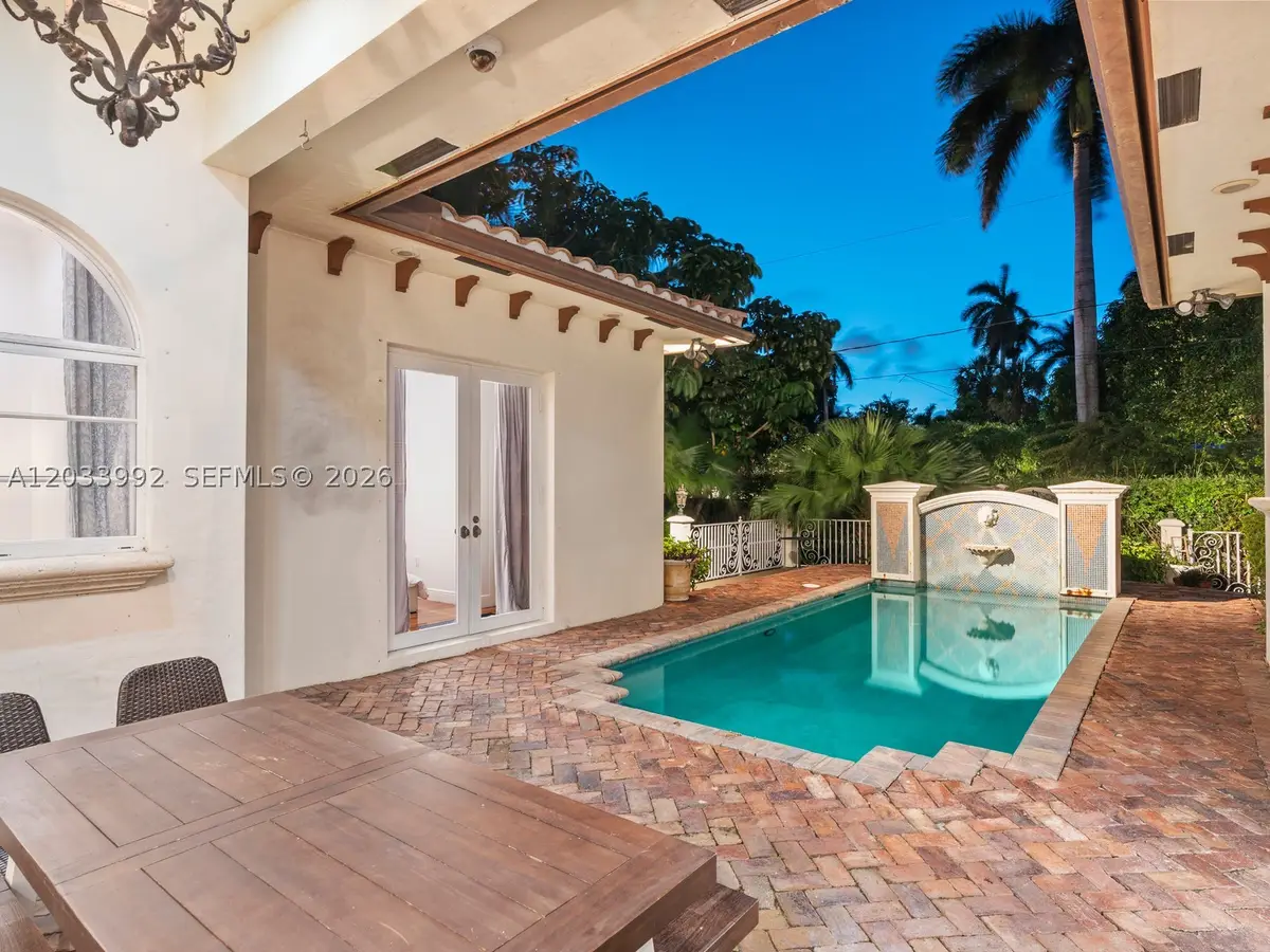 1223 Jackson St, Hollywood, FL 33019 - #1
