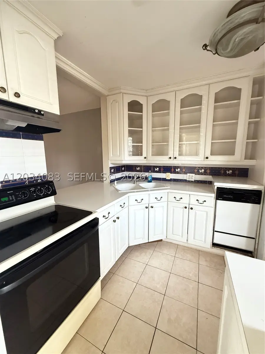 2200 Park Ln #105, Hollywood, FL 33021 - #3