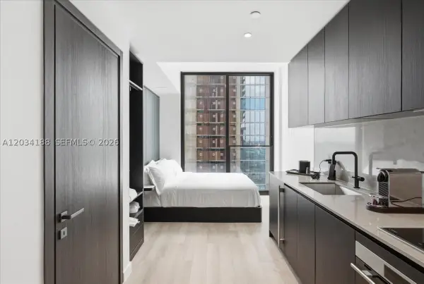20 NE 11th #4803, Miami, FL 33132