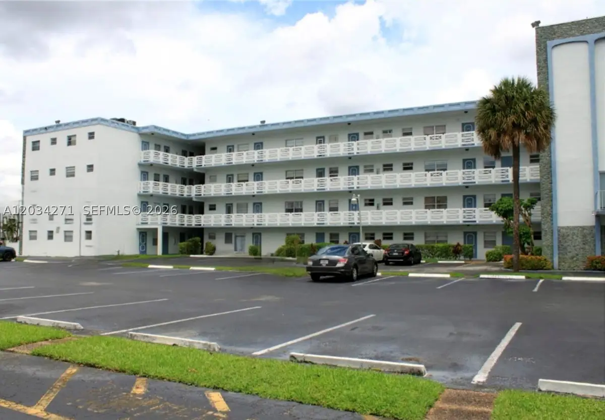 4090 NW 42nd Ave #304, Lauderdale Lakes, FL 33319 - #1