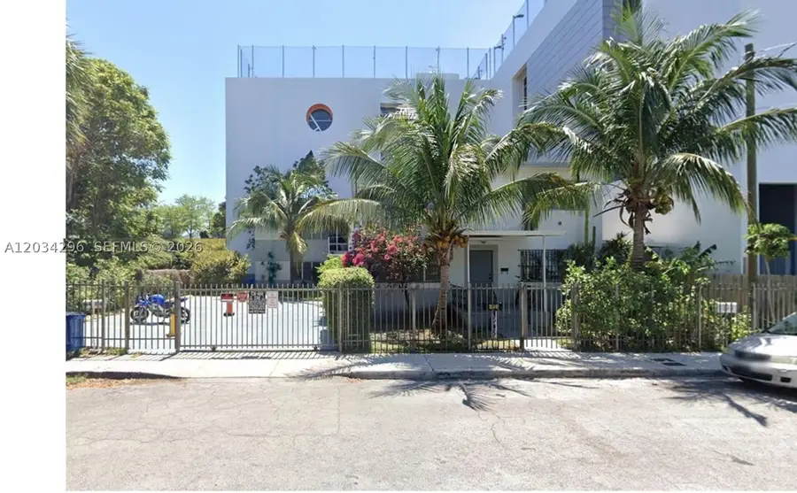 364 SW 11th St, Miami, FL 33130 - #3