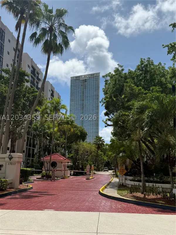 17021 N Bay Rd #429, Sunny Isles Beach, FL 33160