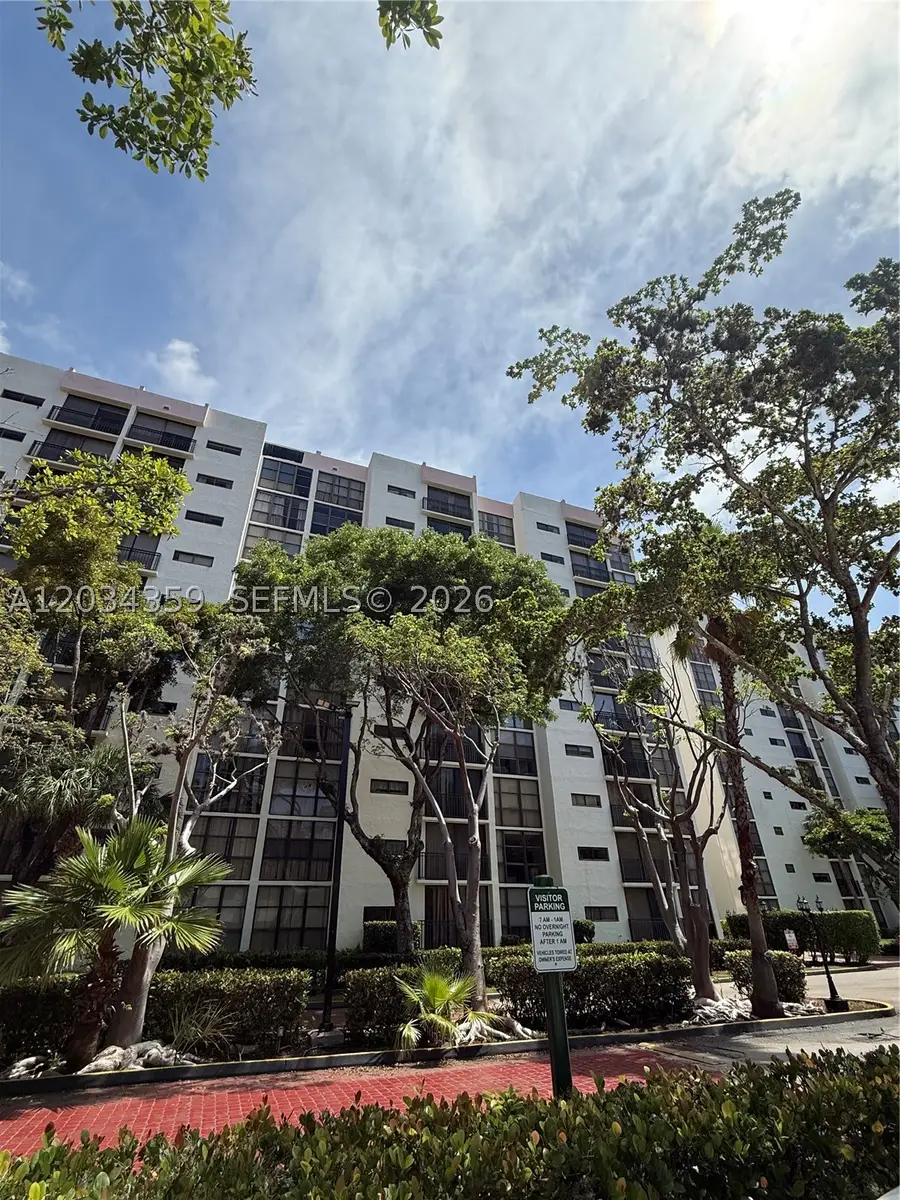 17021 N Bay Rd #429, Sunny Isles Beach, FL 33160 - #3