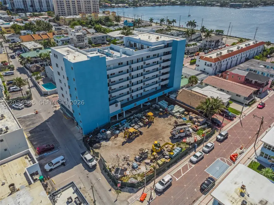 300 Van Buren St, Hollywood, FL 33019 - #3