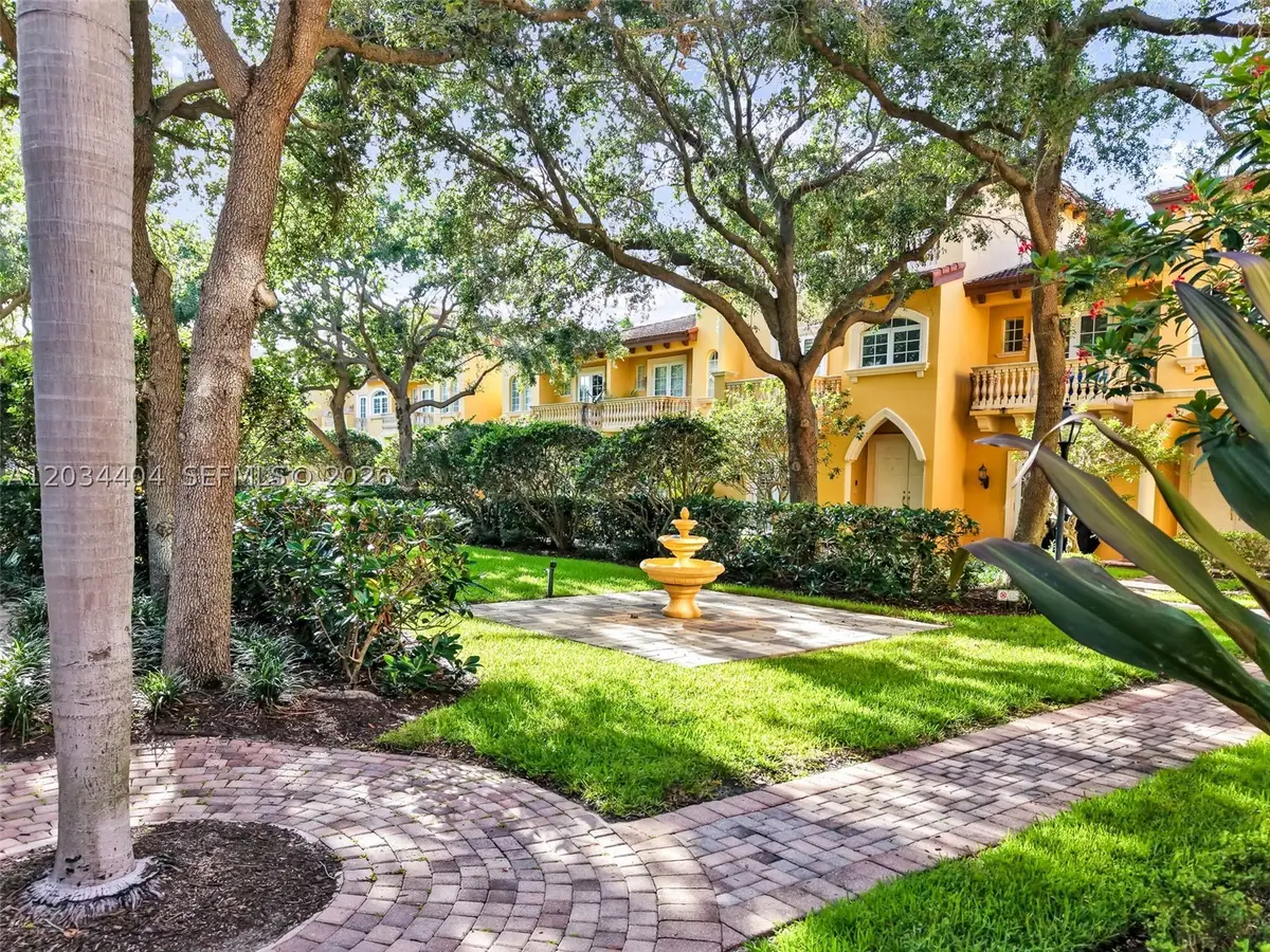 425 NE 69th Cir, Boca Raton, FL 33487 - #1