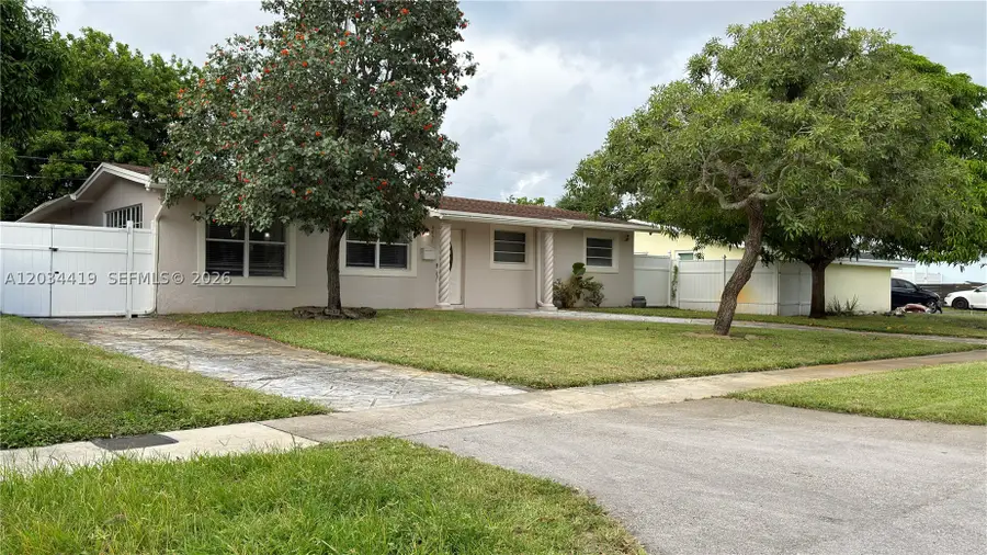 4431 NW 36th Ct, Lauderdale Lakes, FL 33319 - #2
