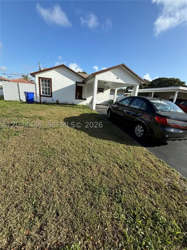 2441 NW 14th St, Fort Lauderdale, FL 33311