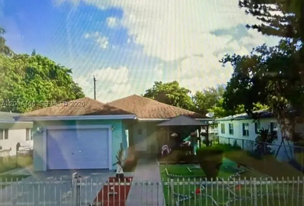 2327 Freedom St, Hollywood, FL 33020