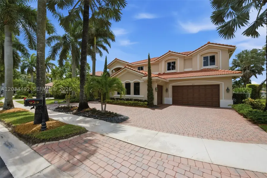 929 Gulfstream Ct, Weston, FL 33327 - #2