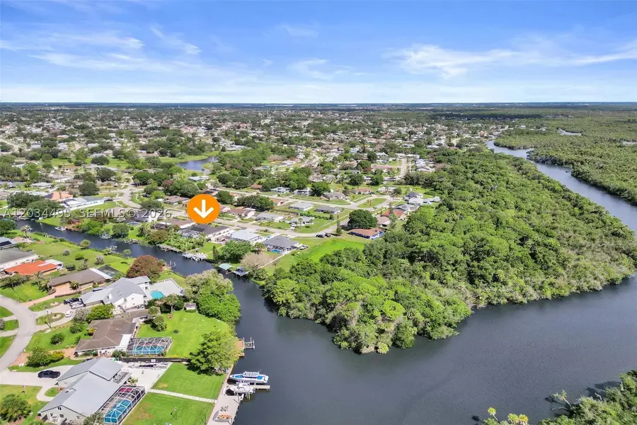 470 NE Cornwall, Port Saint Lucie, FL 34983 - #2