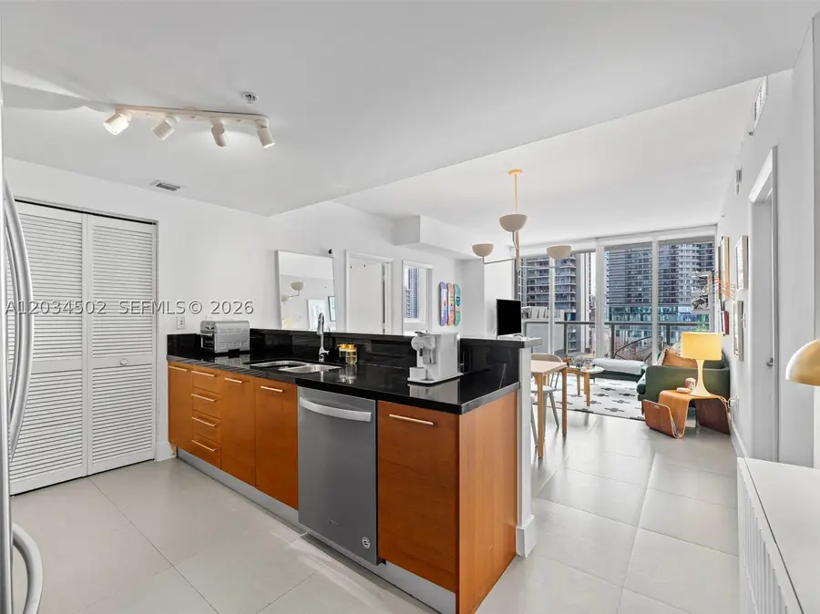 253 NE 2nd St #1801, Miami, FL 33132 - #3