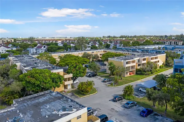 9371 Fontainebleau Blvd #I201, Miami, FL 33172