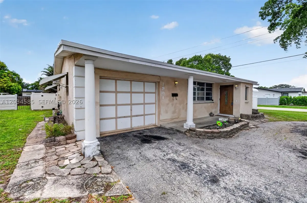 1901 N 56th Ave, Hollywood, FL 33021 - #1
