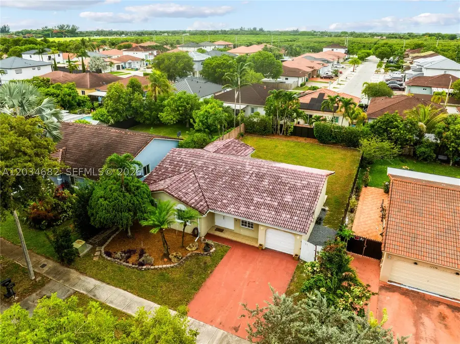 17766 SW 154th Pl, Miami, FL 33187 - #2
