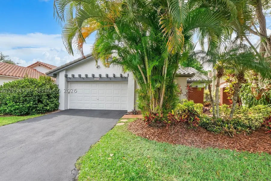 2073 Montpeliar, Weston, FL 33326 - #2