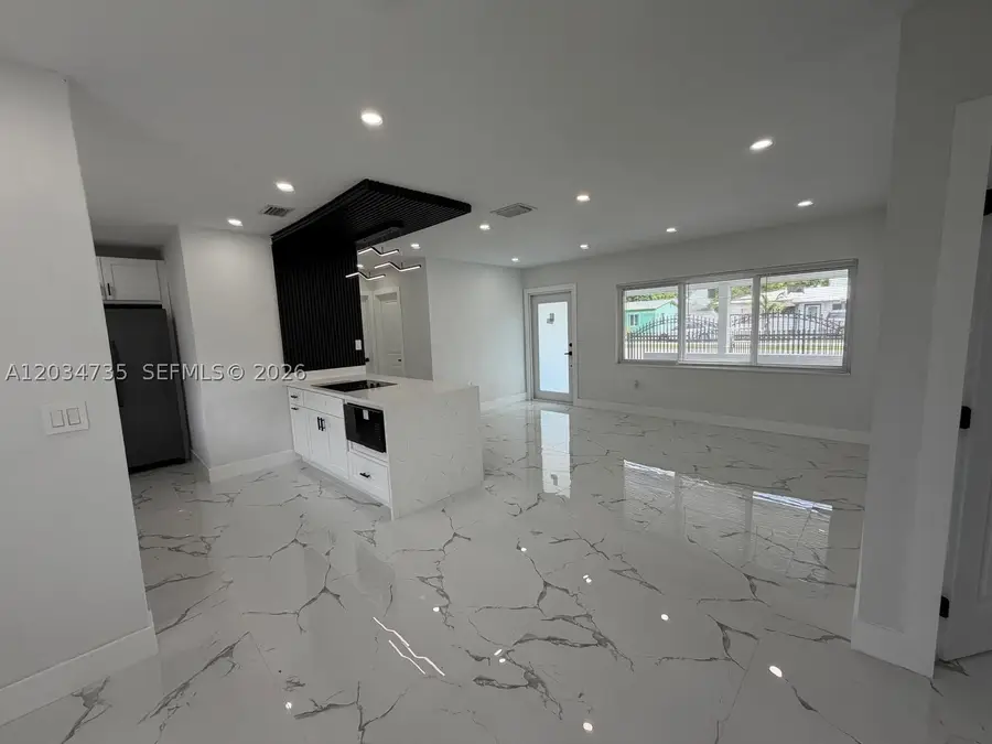 2800 NW 164th St, Miami Gardens, FL 33054 - #3