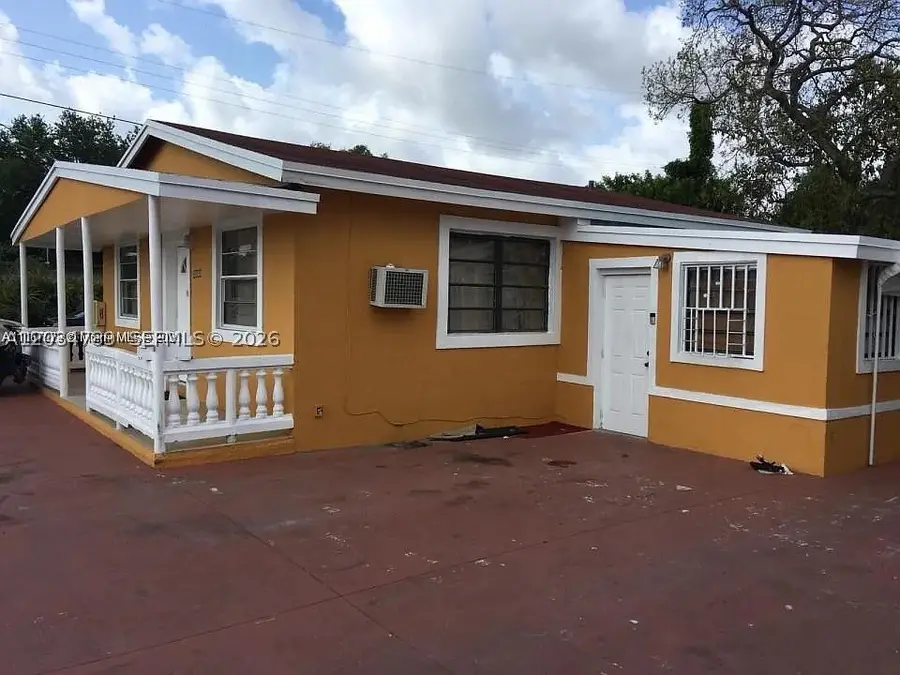 10040 NW 8th Ave, Miami, FL 33150 - #2