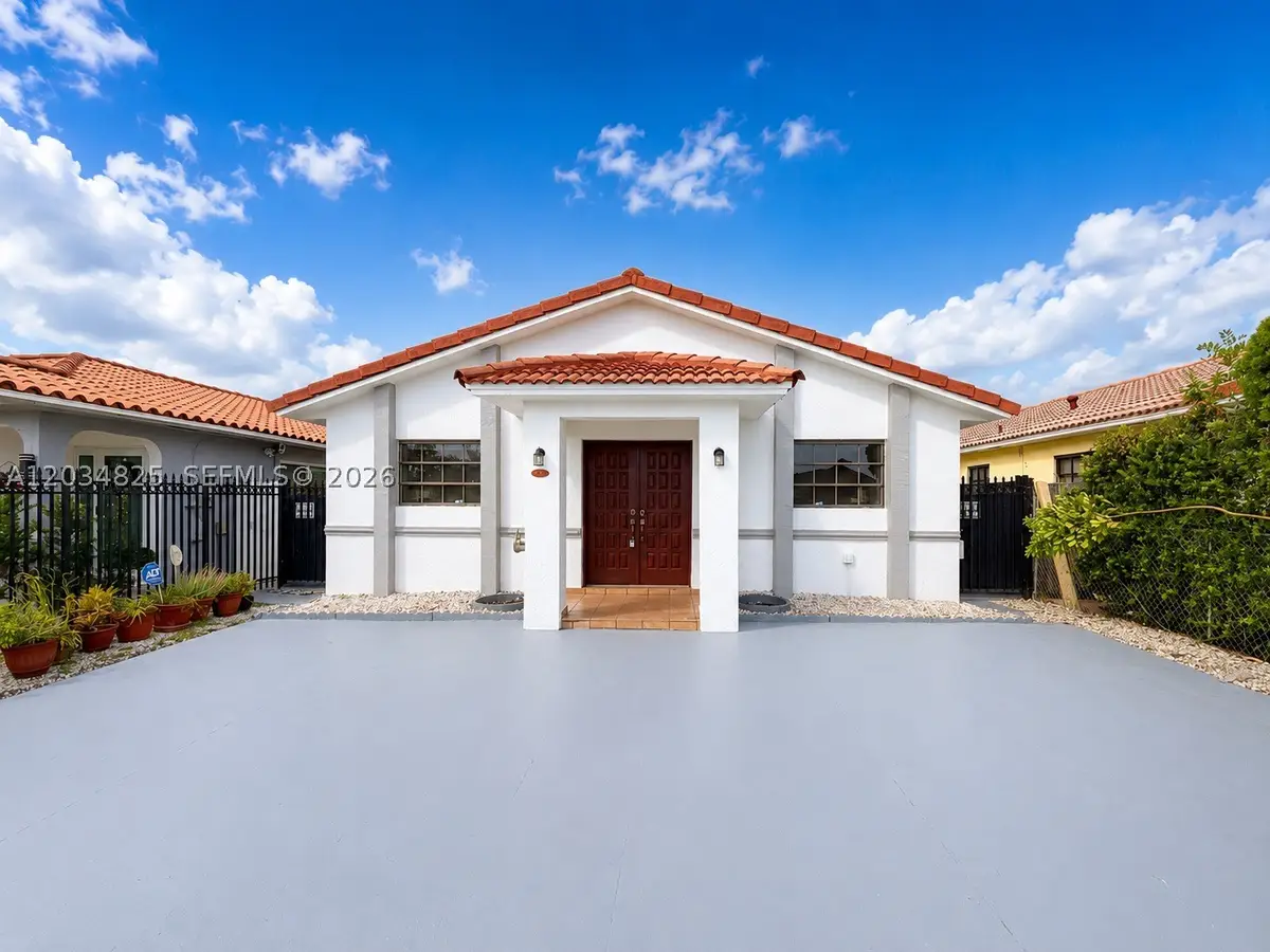 2485 W 70th Pl, Hialeah, FL 33016 - #1