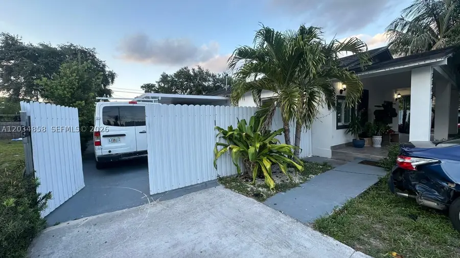 2343 NW 102nd St, Miami, FL 33147 - #3