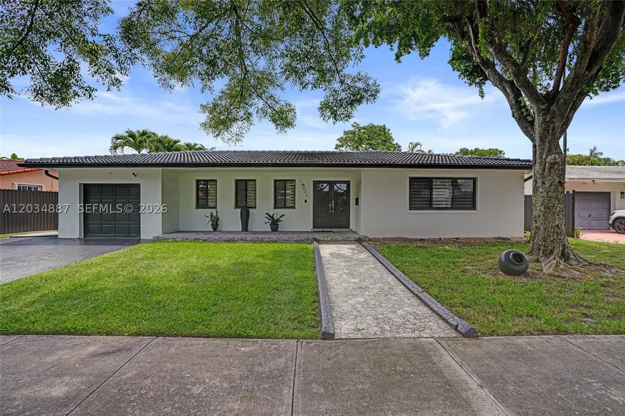 14021 Cypress Ct, Miami Lakes, FL 33014 - #3