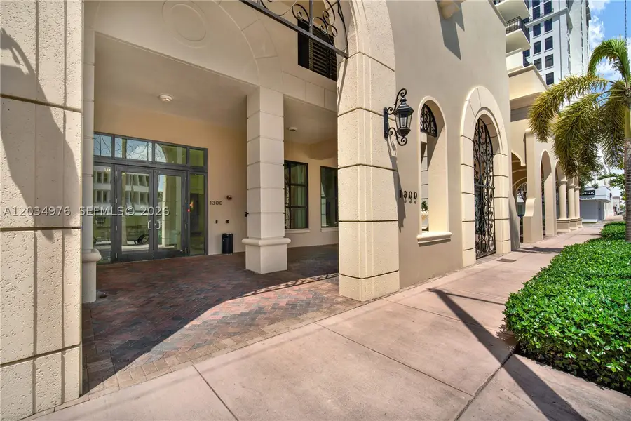 1300 Ponce De Leon Blvd #901, Coral Gables, FL 33134 - #3
