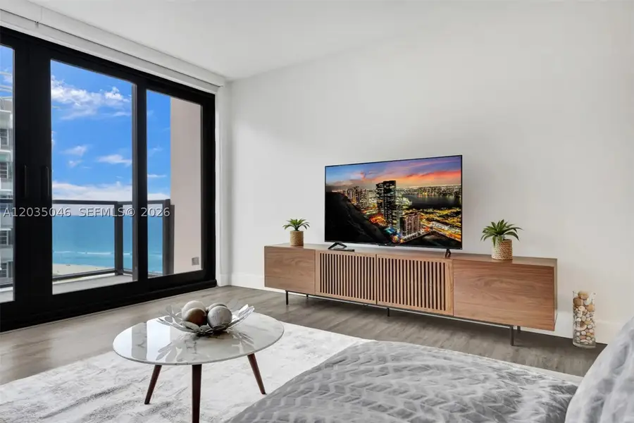 5225 Collins Ave #1606, Miami Beach, FL 33140 - #3