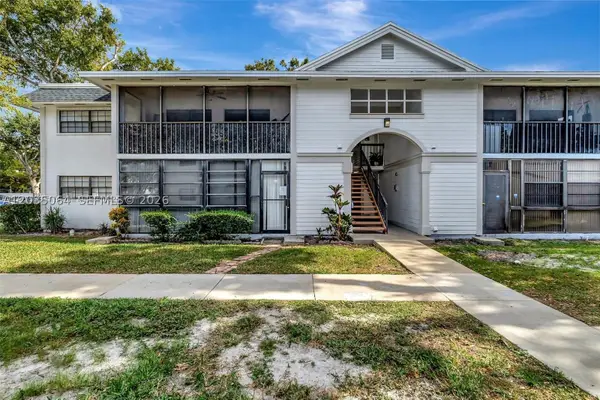 18965 NW 62nd Ave #210, Hialeah, FL 33015