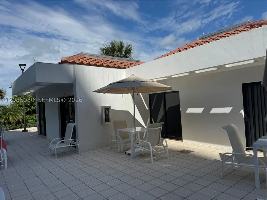 20281 E Country Club Dr #CAB19, Aventura, FL 33180 - #2