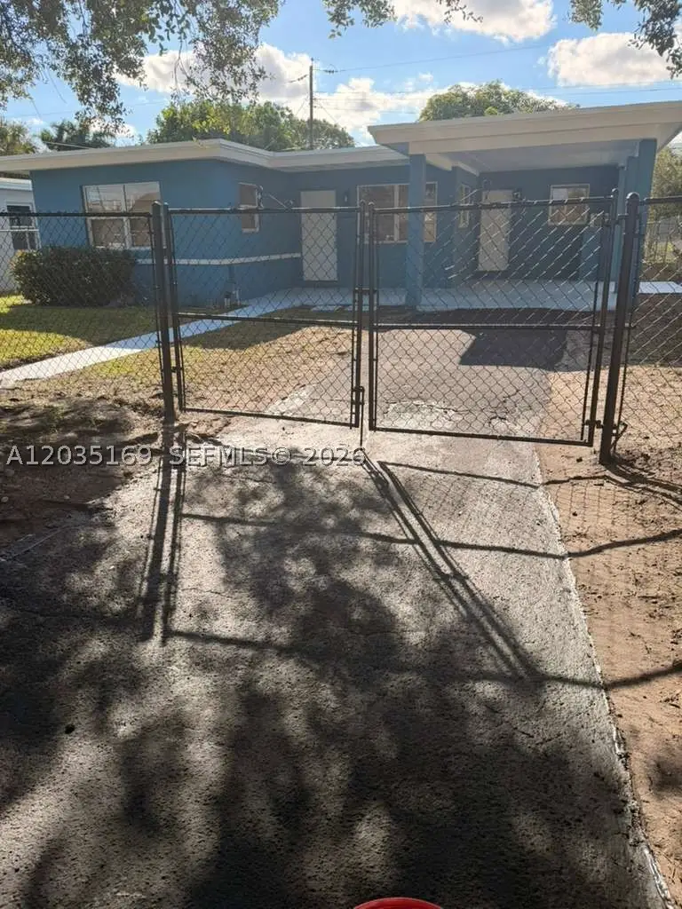 809 NW 12th Ave, Fort Lauderdale, FL 33311 - #3