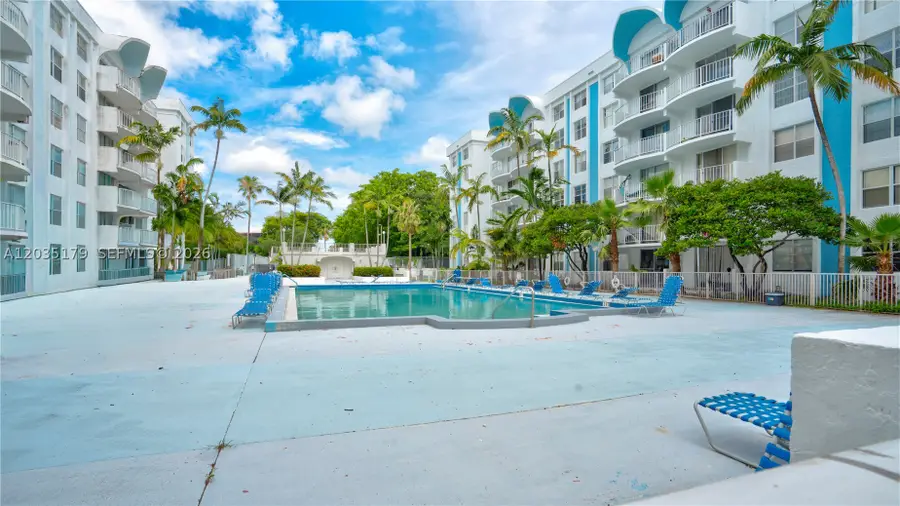 482 NW 165th St Rd #A-605, Miami, FL 33169 - #3
