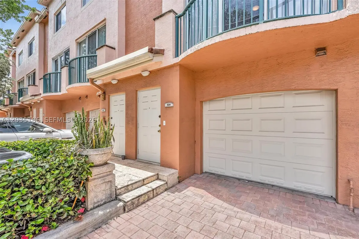 2107 SE 10th Ave #809, Fort Lauderdale, FL 33316 - #1