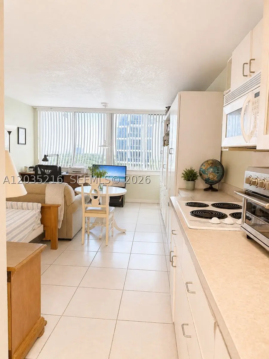 19201 Collins Ave #527, Sunny Isles Beach, FL 33160 - #3