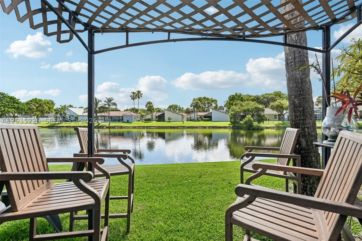 207 NW 45th Ave, Deerfield Beach, FL 33442 - #1