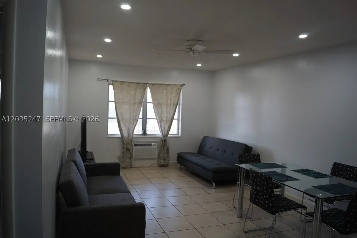 1250 E Sample Rd #303, Pompano Beach, FL 33064 - #1