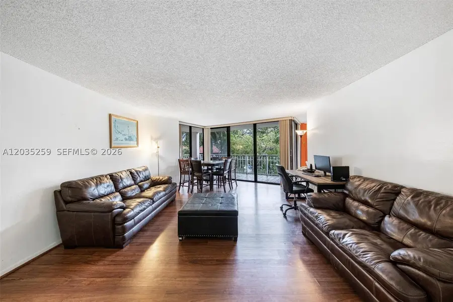 2000 Towerside Ter #412, Miami, FL 33138 - #3