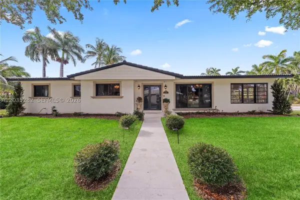 1302 Fillmore St, Hollywood, FL 33019