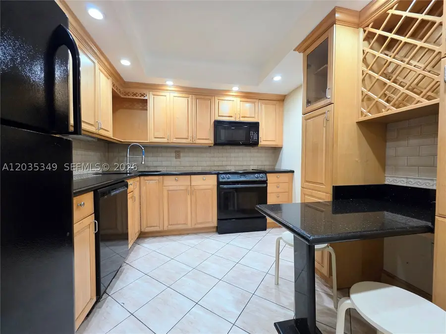 2780 NE 183rd St #1111, Aventura, FL 33160 - #3