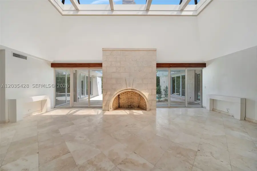 111 S Hibiscus Dr, Miami Beach, FL 33139 - #2