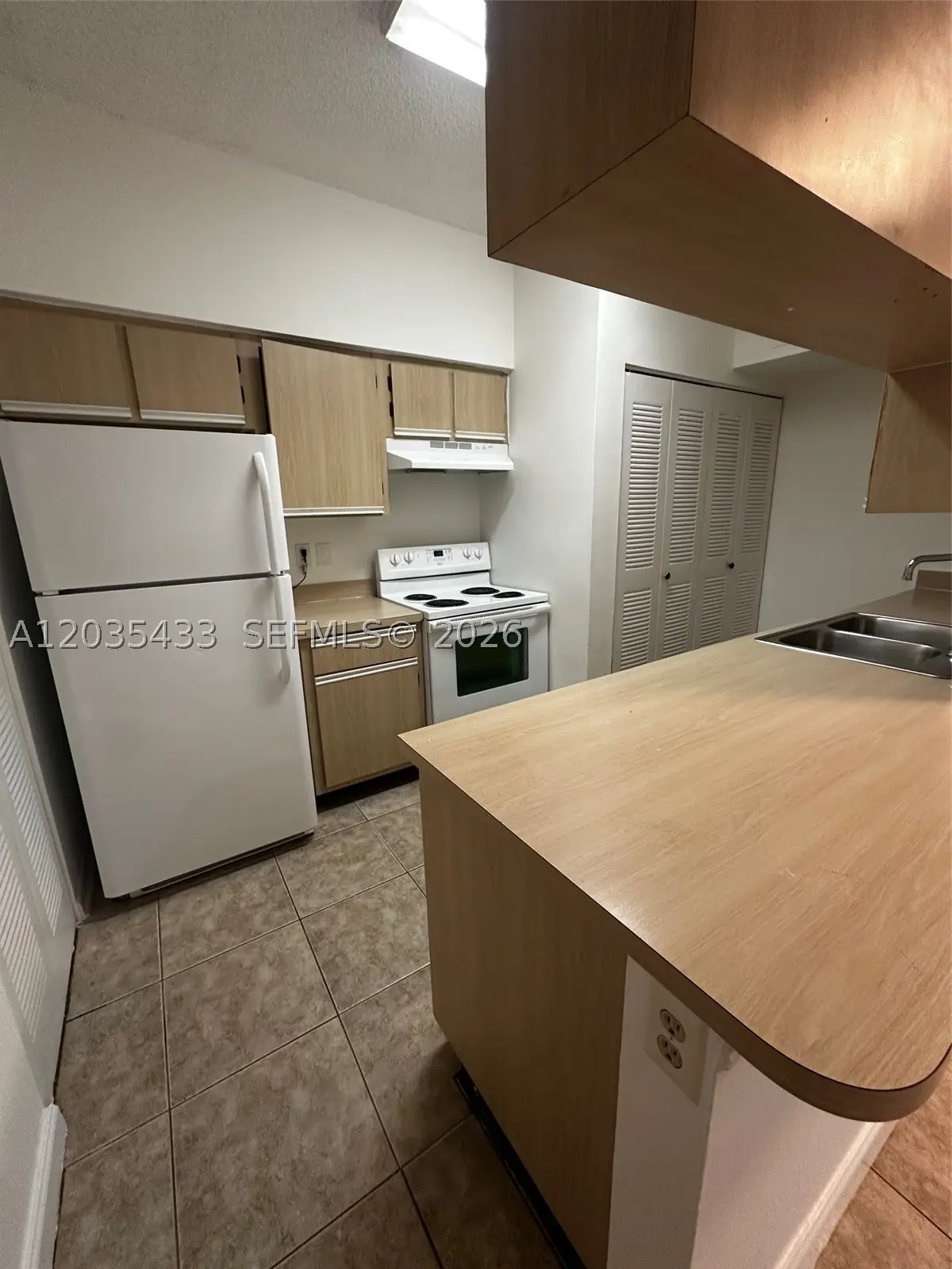 18356 NW 68th Ave #K, Hialeah, FL 33015 - #1